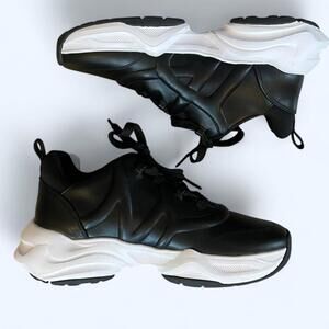 Dkny Black chunky Clara sneakers Brand New Size 7 1/2